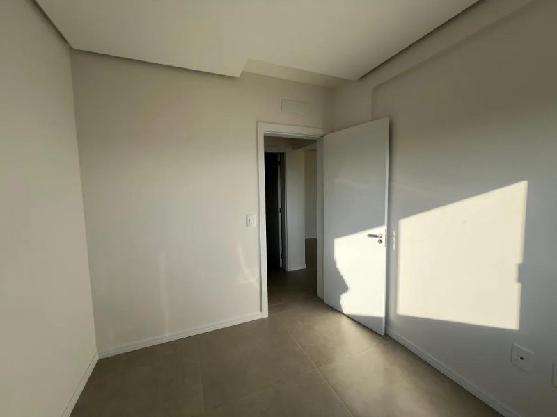 Apartamento com 2 quartos e 2 banheiros à venda no bairro Recreio, Taquara