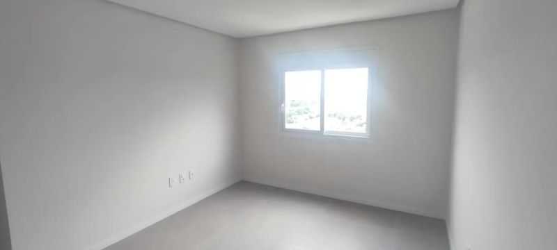Apartamento com 2 quartos, 1 banheiro e 81m² à venda no bairro Recreio, Taquara