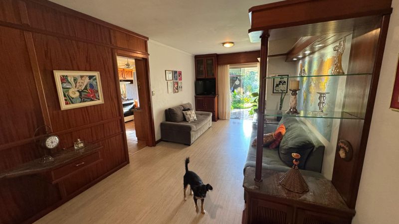 Casa com 4 quartos, 5 banheiros e 380m² à venda no bairro Recreio, Taquara