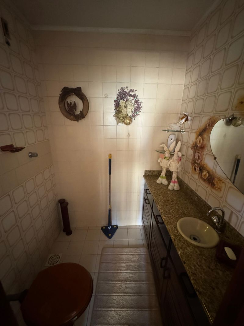 Casa com 4 quartos, 5 banheiros e 380m² à venda no bairro Recreio, Taquara