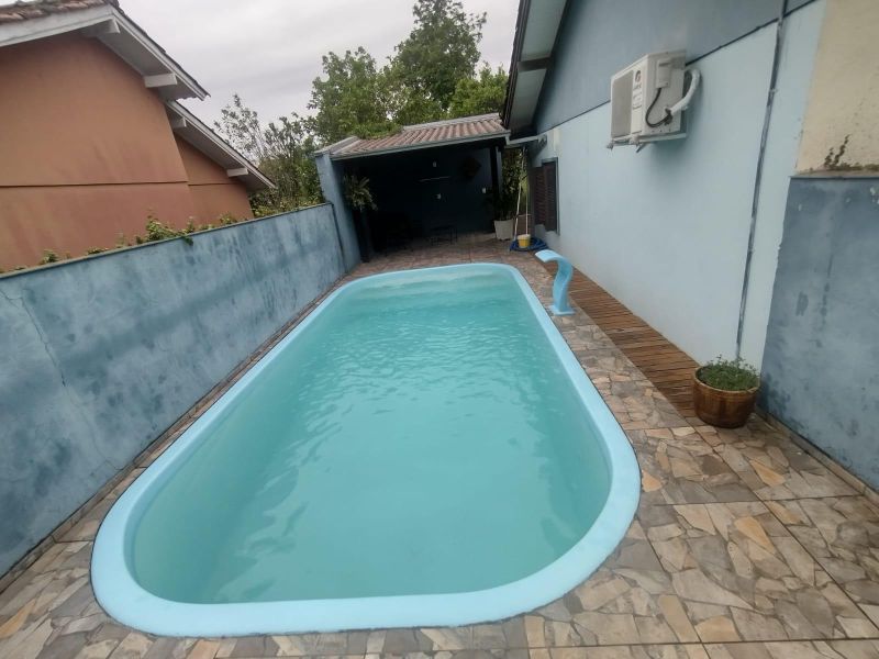 Casa com 2 quartos, 1 banheiro e 123m² à venda no bairro Mundo Novo, Taquara