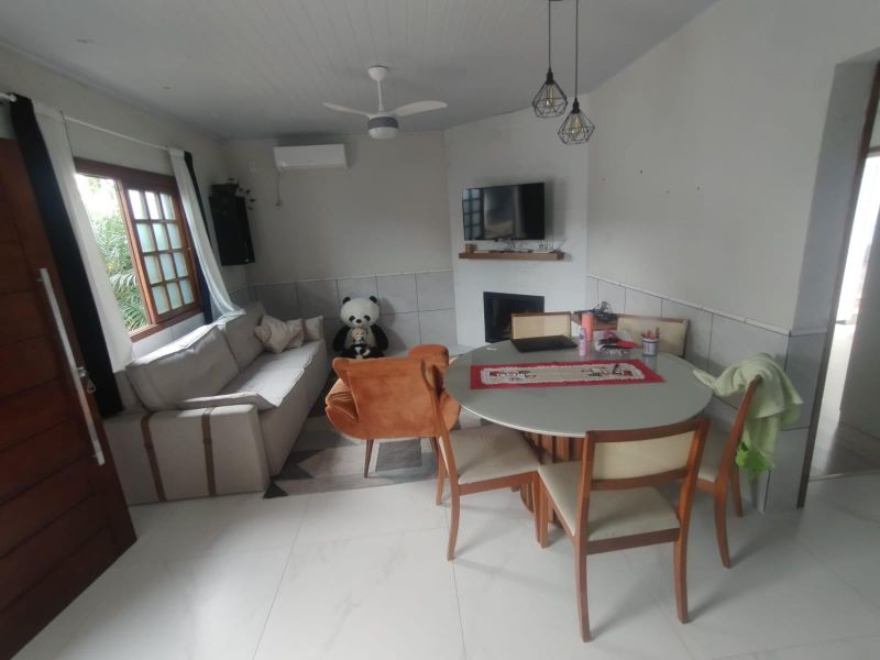 Casa com 2 quartos, 1 banheiro e 123m² à venda no bairro Mundo Novo, Taquara