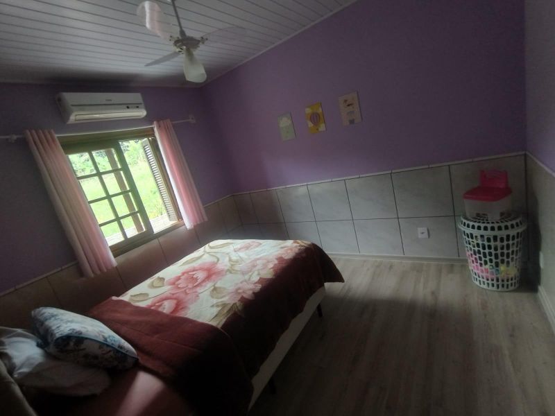 Casa com 2 quartos, 1 banheiro e 123m² à venda no bairro Mundo Novo, Taquara