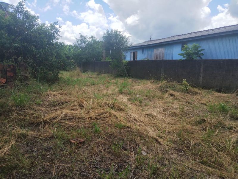 Terreno à venda no bairro Mundo Novo, Taquara