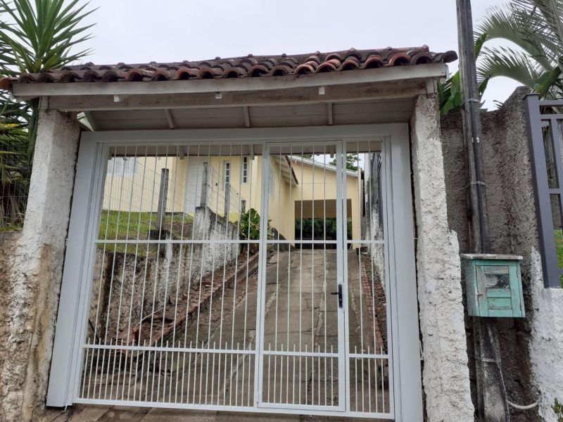 Casa com 2 quartos, 1 banheiro e 110m² à venda no bairro Mundo Novo, Taquara