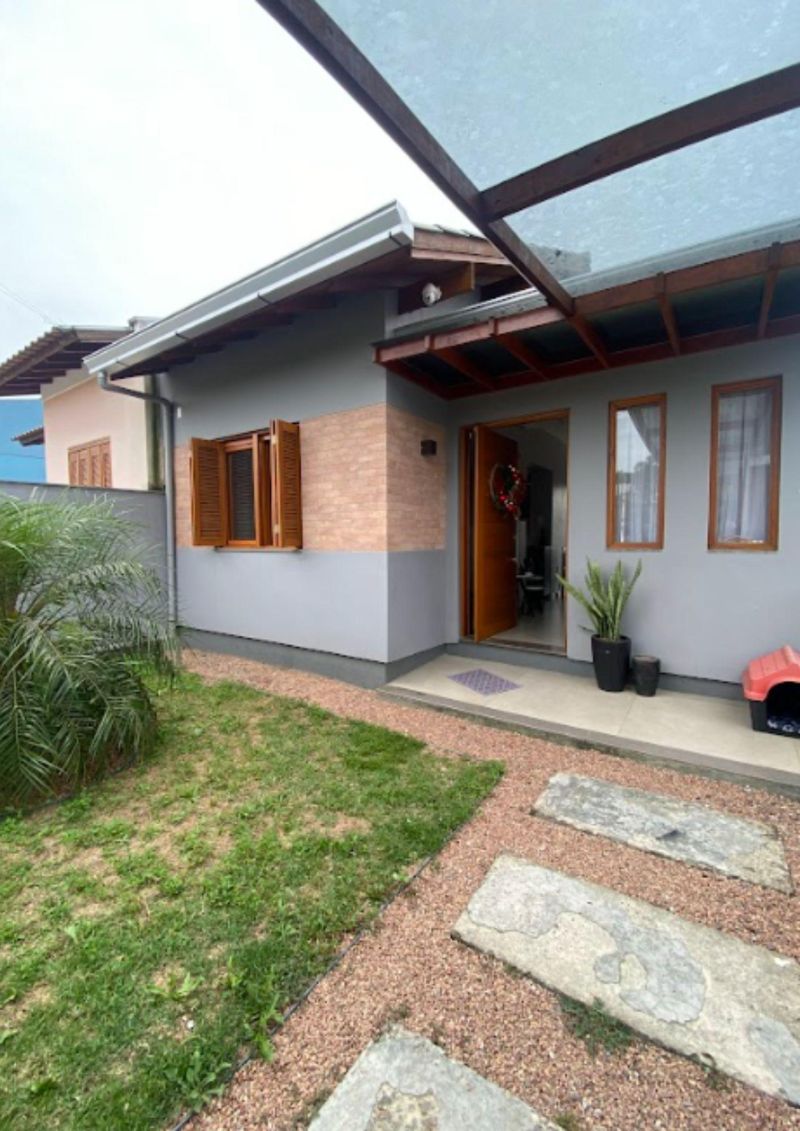 Casa com 1 quarto, 2 banheiros e 38m² à venda no bairro Mundo Novo, Taquara