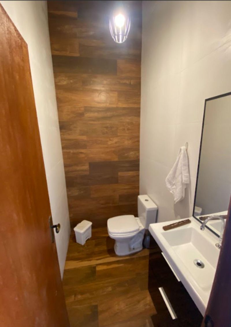 Casa com 1 quarto, 2 banheiros e 38m² à venda no bairro Mundo Novo, Taquara