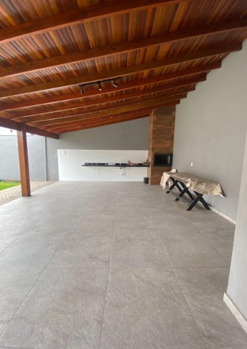 Casa com 1 quarto, 2 banheiros e 38m² à venda no bairro Mundo Novo, Taquara