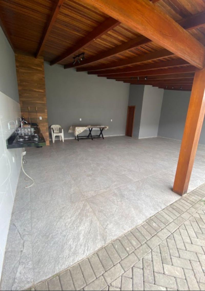 Casa com 1 quarto, 2 banheiros e 38m² à venda no bairro Mundo Novo, Taquara