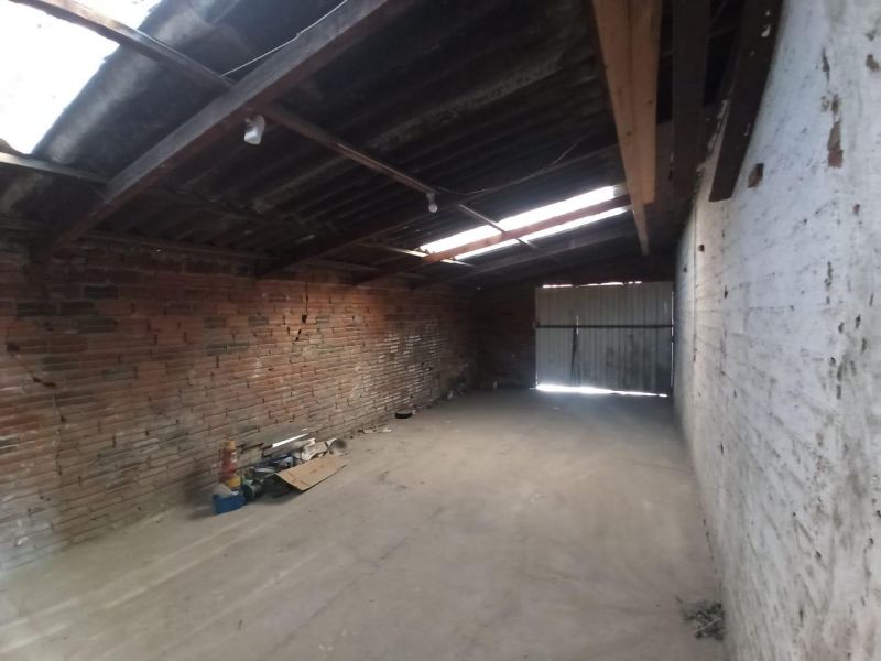 Prédio com 2 banheiros e 360m² à venda no bairro Mundo Novo, Taquara