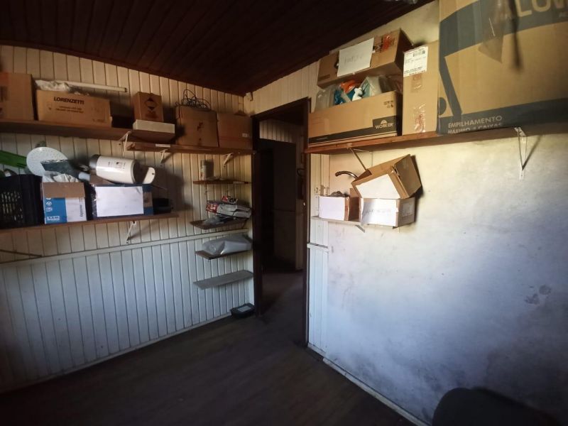 Prédio com 2 banheiros e 360m² à venda no bairro Mundo Novo, Taquara