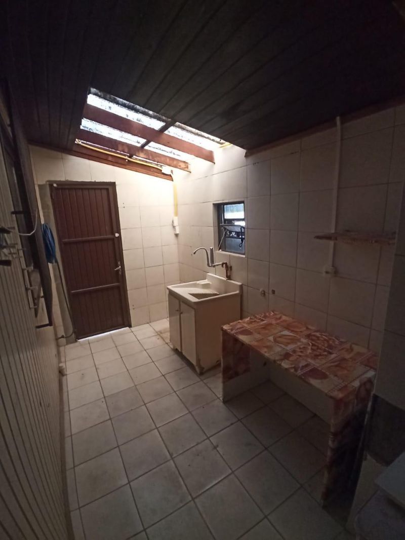 Prédio com 2 banheiros e 360m² à venda no bairro Mundo Novo, Taquara