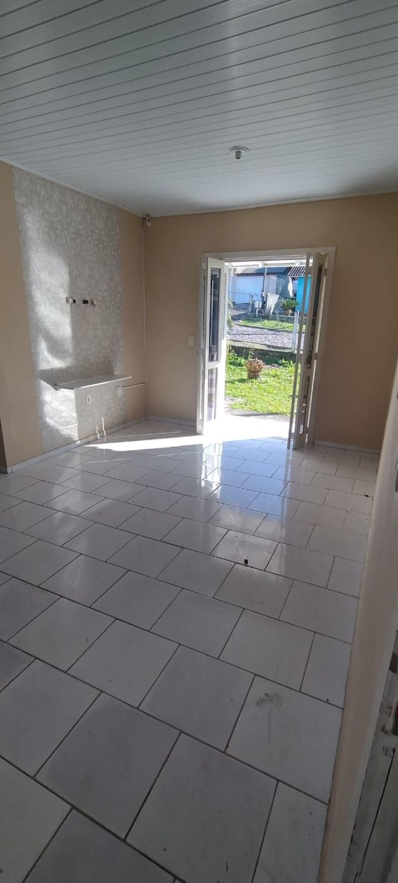 Casa com 2 quartos, 1 banheiro e 70m² à venda no bairro Mundo Novo, Taquara