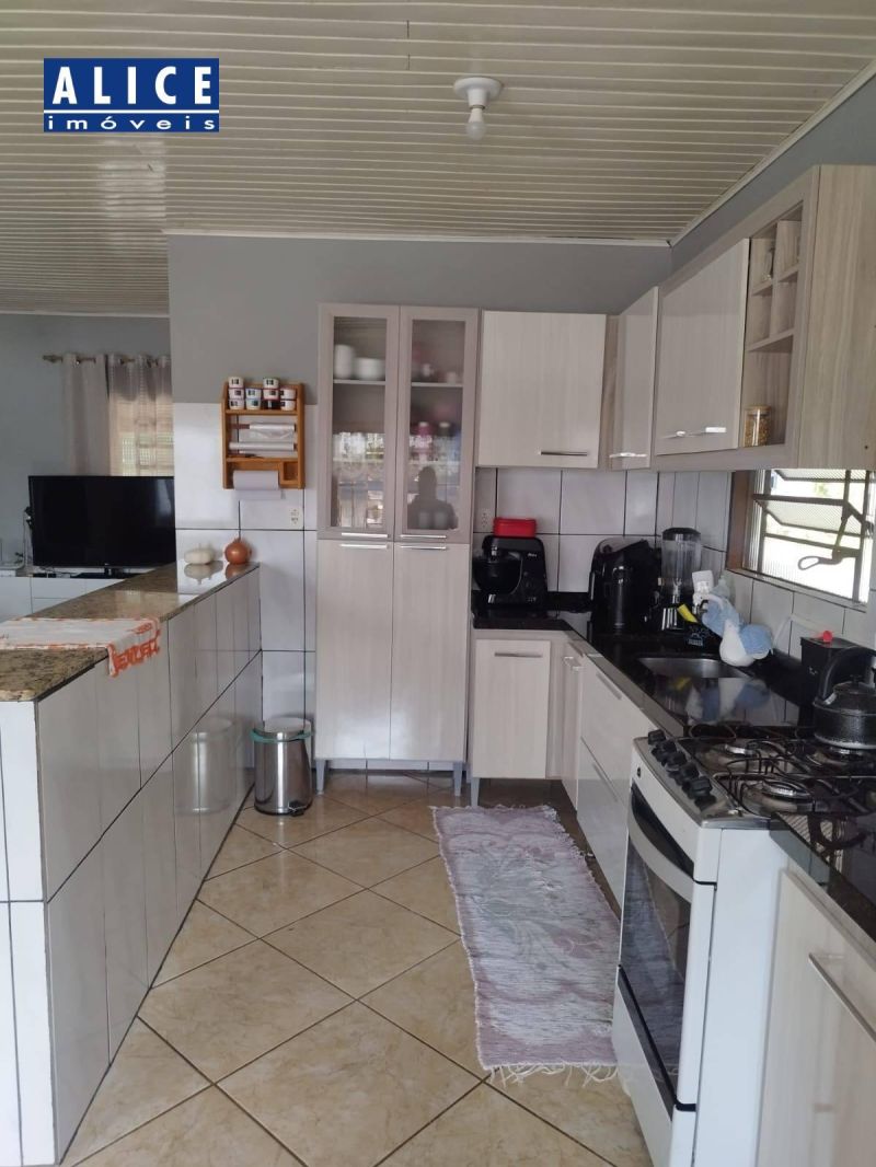Casa com 4 quartos e 1 banheiro à venda no bairro Mundo Novo, Taquara
