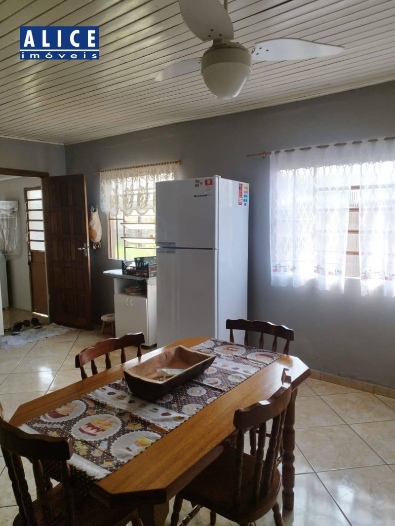 Casa com 4 quartos e 1 banheiro à venda no bairro Mundo Novo, Taquara
