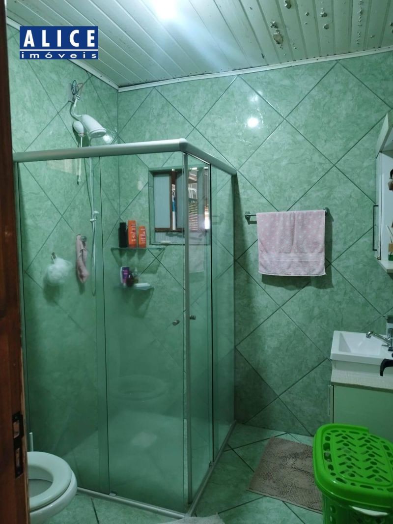 Casa com 4 quartos e 1 banheiro à venda no bairro Mundo Novo, Taquara
