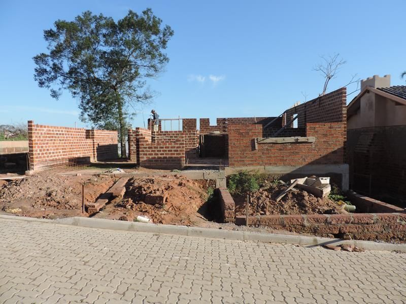 Casa com 2 quartos, 1 banheiro e 84m² à venda no bairro Mundo Novo, Taquara