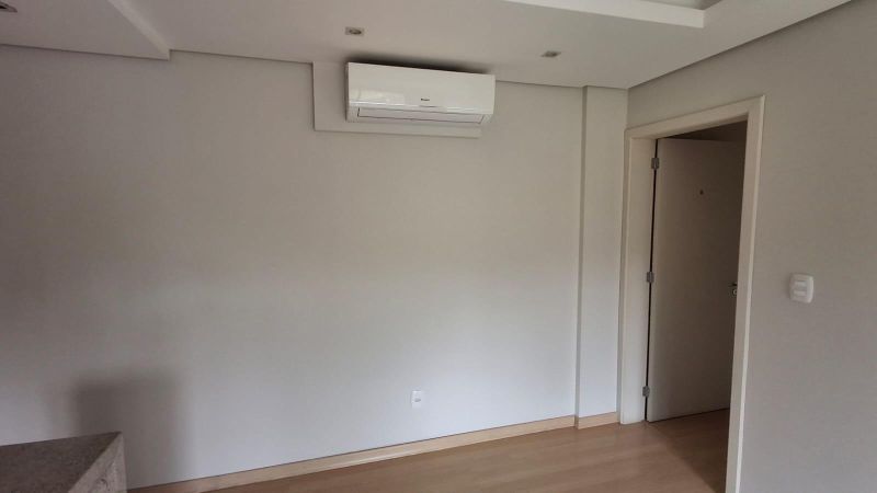 Apartamento com 2 quartos, 2 banheiros e 74m² à venda no bairro Sagrada Familia, Taquara