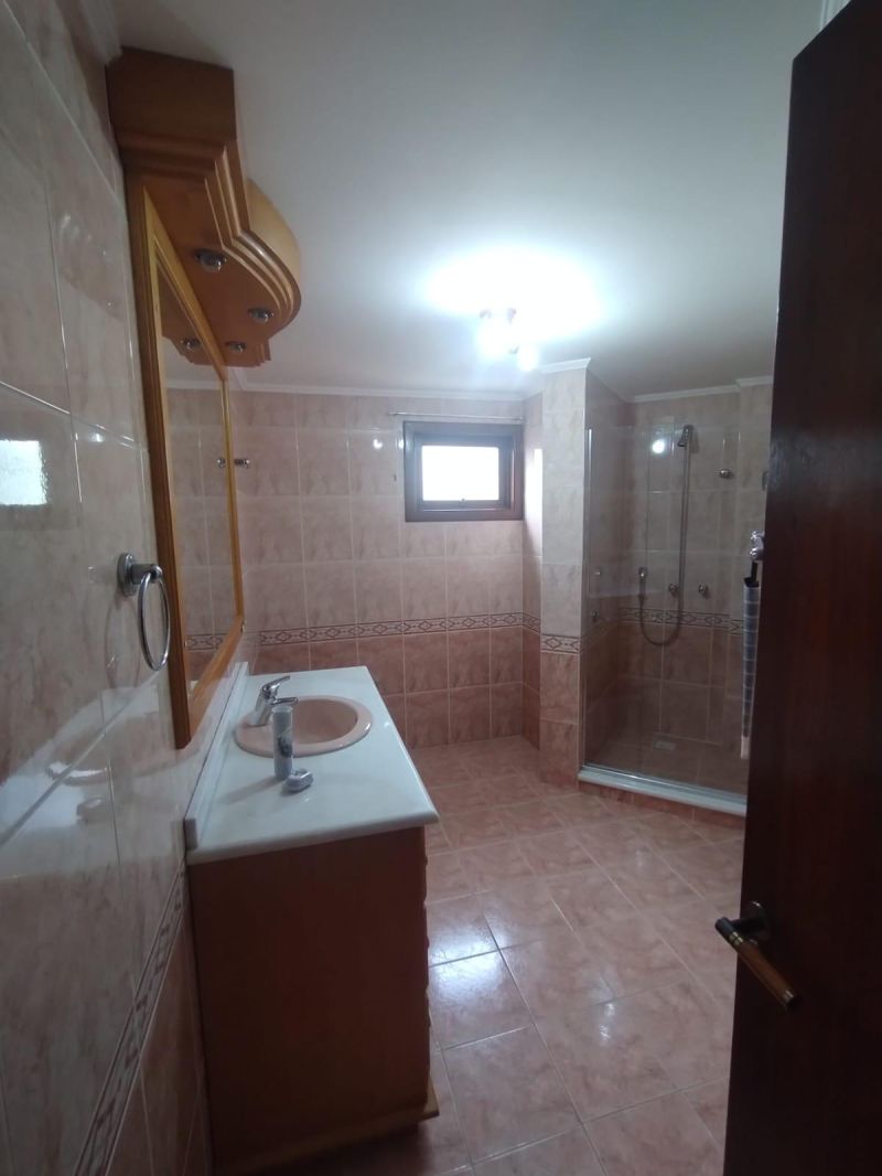 Apartamento com 3 quartos, 2 banheiros e 135m² à venda no bairro Sagrada Familia, Taquara
