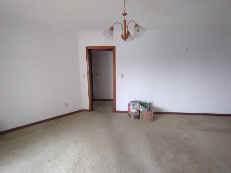 Apartamento com 3 quartos, 2 banheiros e 135m² à venda no bairro Sagrada Familia, Taquara