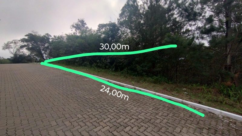 Terreno à venda no bairro Sagrada Familia, Taquara