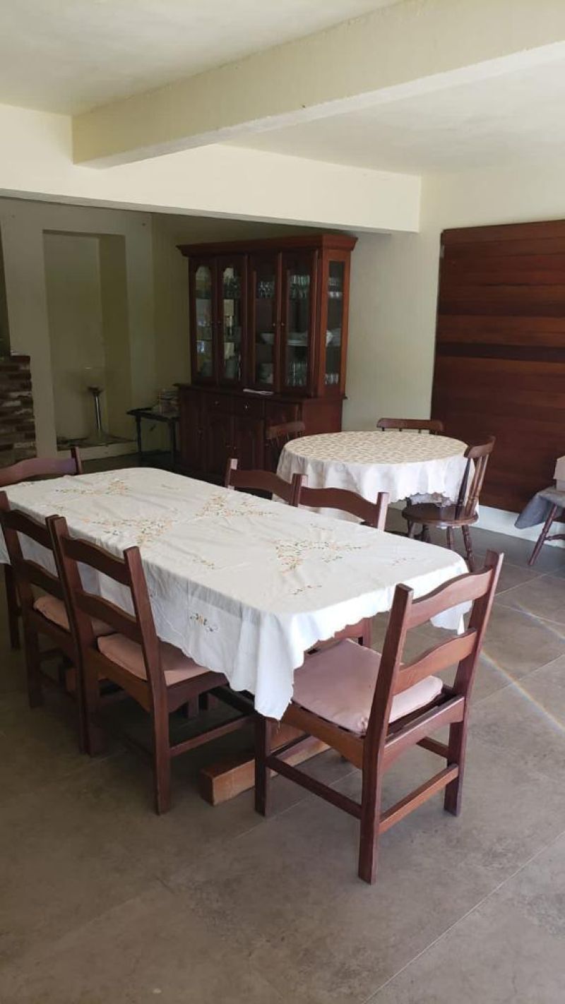 Casa com 4 quartos, 3 banheiros e 406m² à venda no bairro Sagrada Familia, Taquara