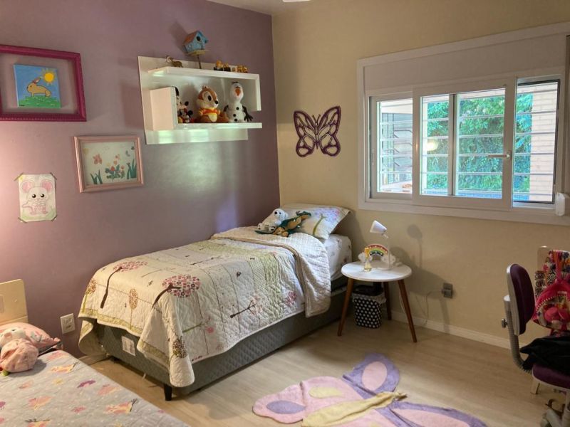 Casa com 4 quartos, 3 banheiros e 406m² à venda no bairro Sagrada Familia, Taquara