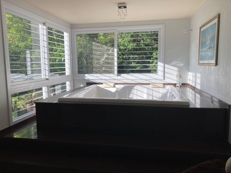 Casa com 4 quartos, 3 banheiros e 406m² à venda no bairro Sagrada Familia, Taquara