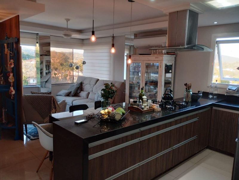 Apartamento com 3 banheiros e 77m² à venda no bairro Sagrada Familia, Taquara