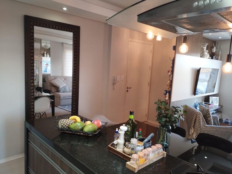 Apartamento com 3 banheiros e 77m² à venda no bairro Sagrada Familia, Taquara