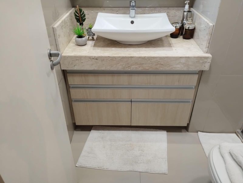 Apartamento com 3 banheiros e 77m² à venda no bairro Sagrada Familia, Taquara