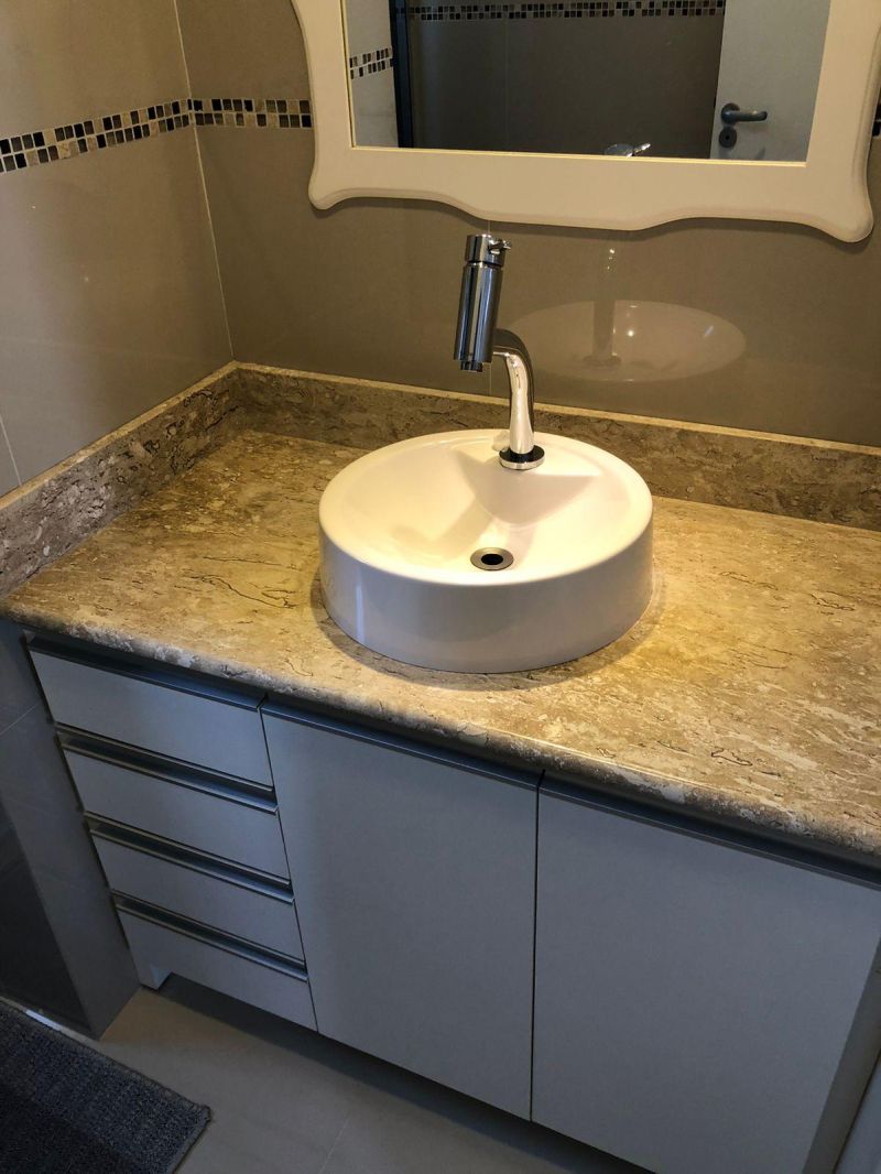 Apartamento com 3 banheiros e 88m² à venda no bairro Sagrada Familia, Taquara