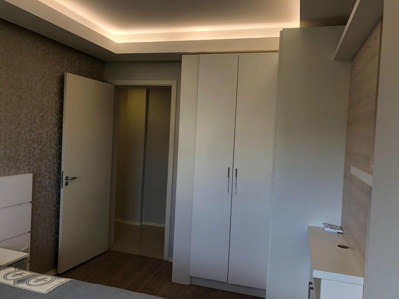 Apartamento com 3 banheiros e 88m² à venda no bairro Sagrada Familia, Taquara