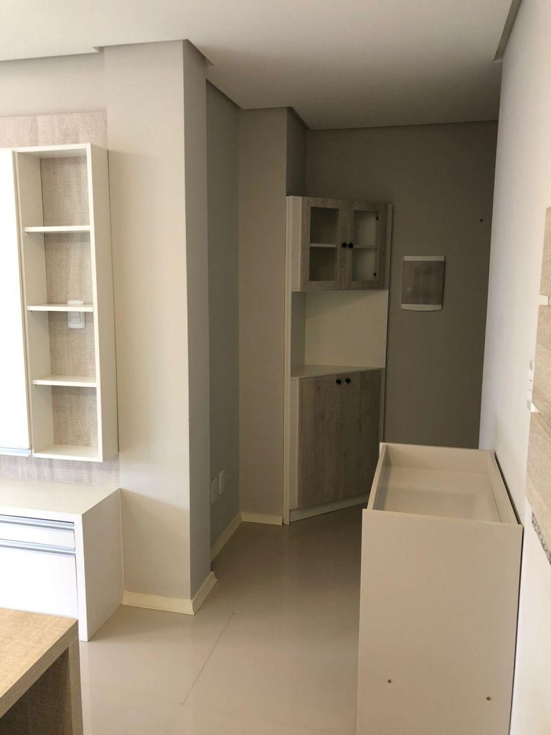 Apartamento com 3 banheiros e 88m² à venda no bairro Sagrada Familia, Taquara