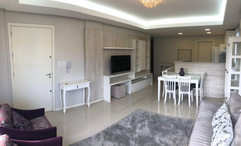 Apartamento com 3 banheiros e 88m² à venda no bairro Sagrada Familia, Taquara