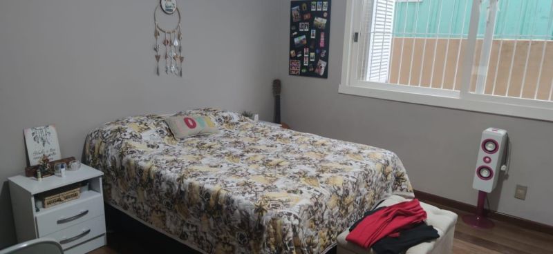 Casa com 3 quartos, 3 banheiros e 310m² à venda no bairro Sagrada Familia, Taquara