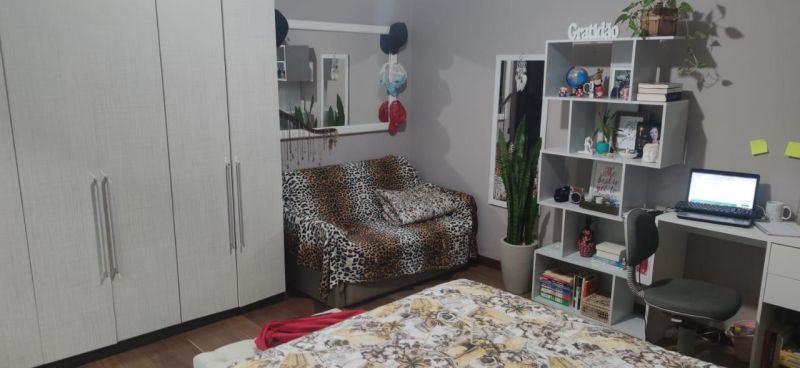 Casa com 3 quartos, 3 banheiros e 310m² à venda no bairro Sagrada Familia, Taquara