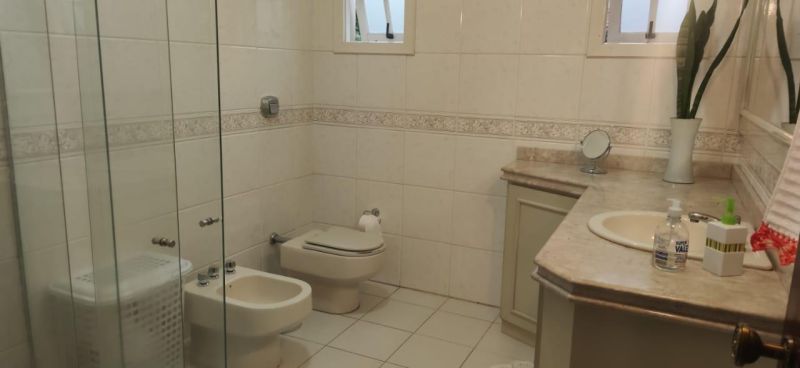 Casa com 3 quartos, 3 banheiros e 310m² à venda no bairro Sagrada Familia, Taquara