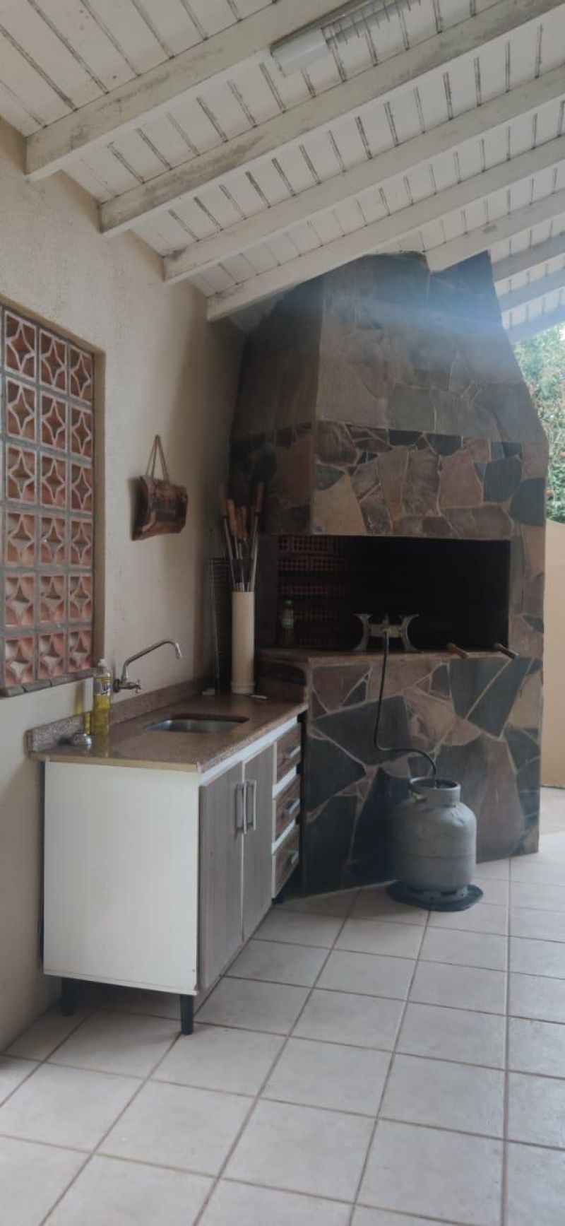Casa com 3 quartos, 3 banheiros e 310m² à venda no bairro Sagrada Familia, Taquara