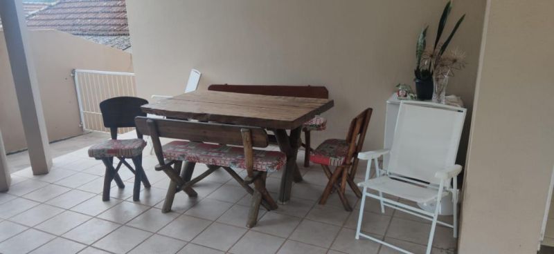 Casa com 3 quartos, 3 banheiros e 310m² à venda no bairro Sagrada Familia, Taquara