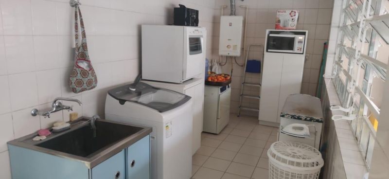 Casa com 3 quartos, 3 banheiros e 310m² à venda no bairro Sagrada Familia, Taquara