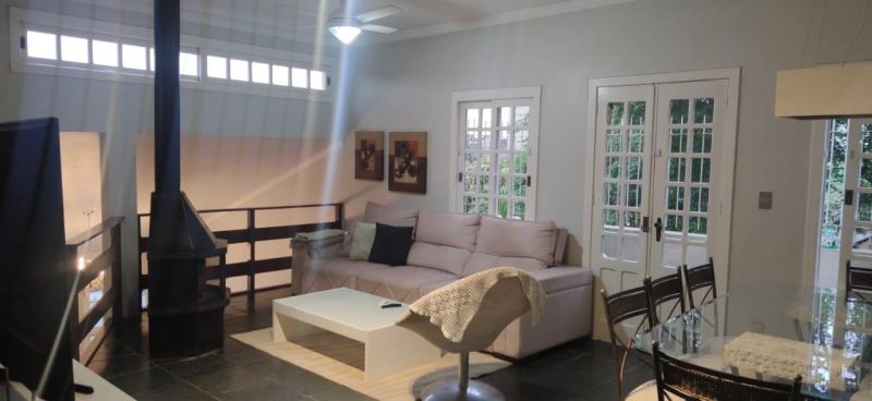 Casa com 3 quartos, 3 banheiros e 310m² à venda no bairro Sagrada Familia, Taquara