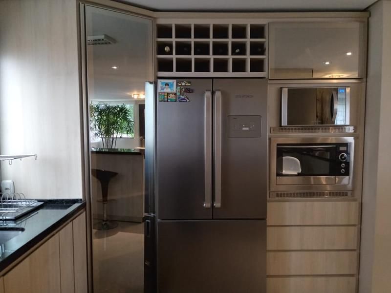 Apartamento com 3 quartos, 3 banheiros e 170m² à venda no bairro Sagrada Familia, Taquara