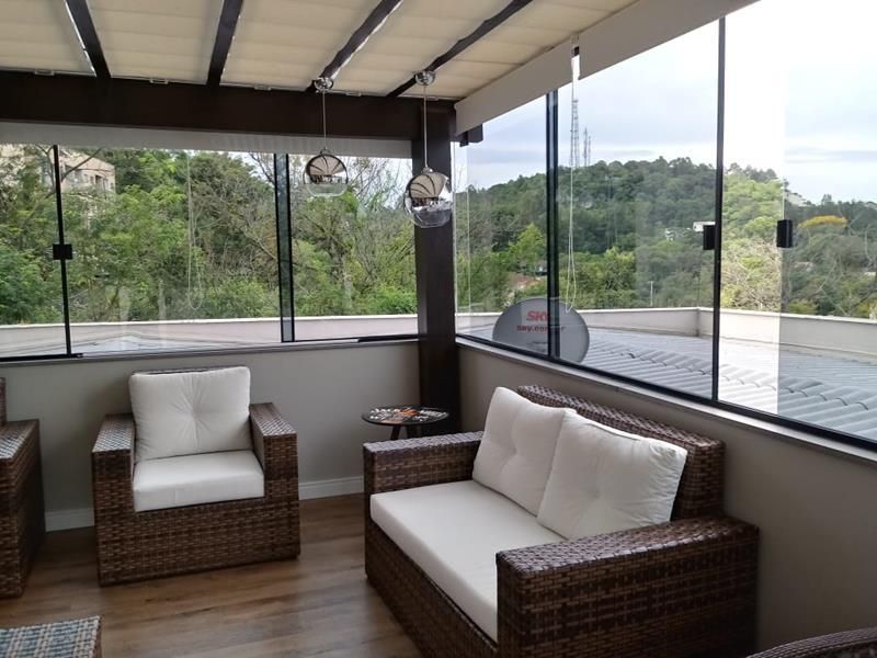 Apartamento com 3 quartos, 3 banheiros e 170m² à venda no bairro Sagrada Familia, Taquara