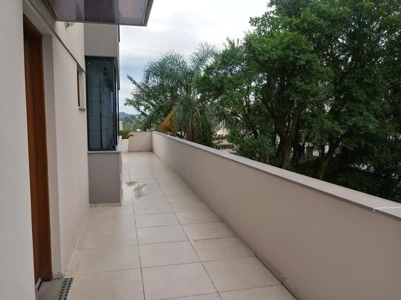 Apartamento com 3 quartos, 3 banheiros e 170m² à venda no bairro Sagrada Familia, Taquara