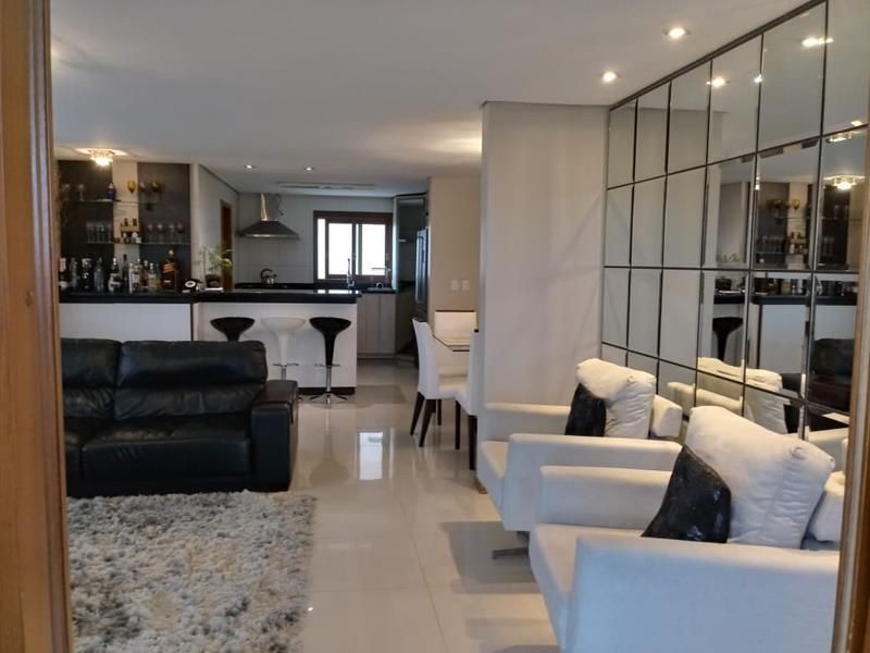 Apartamento com 3 quartos, 3 banheiros e 170m² à venda no bairro Sagrada Familia, Taquara