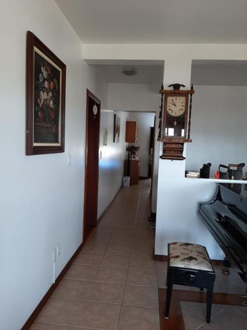 Casa com 3 quartos, 3 banheiros e 207m² à venda no bairro Sagrada Familia, Taquara
