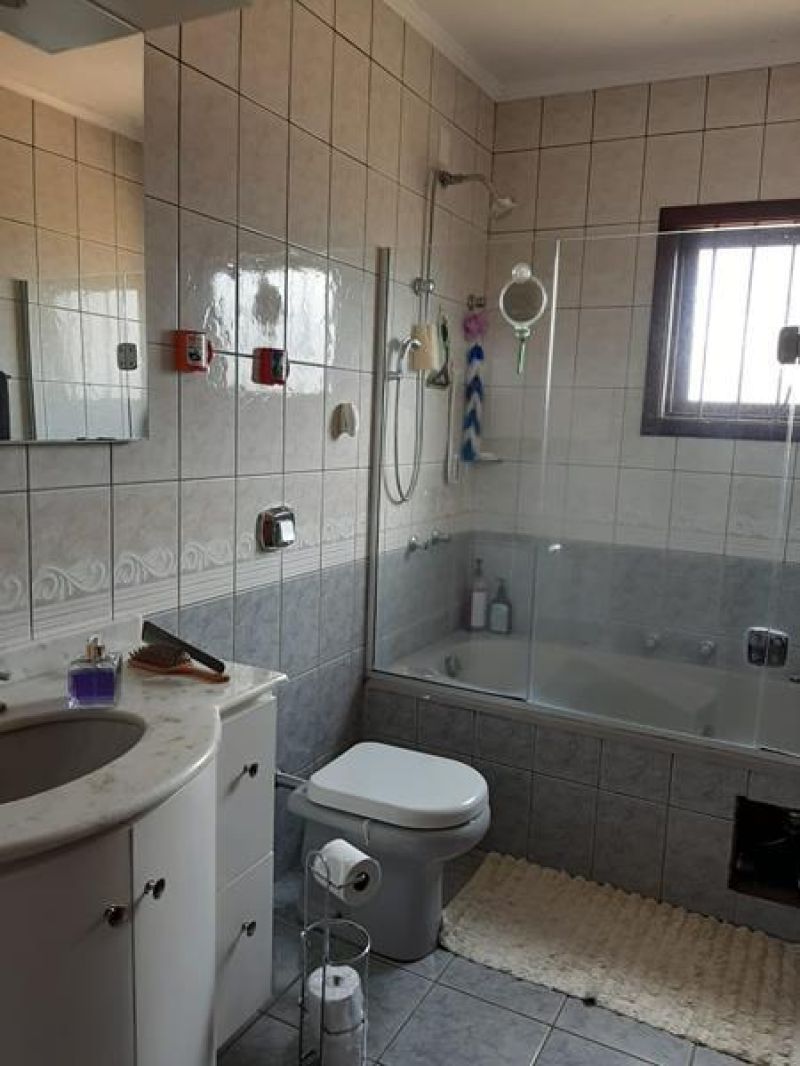 Casa com 3 quartos, 3 banheiros e 207m² à venda no bairro Sagrada Familia, Taquara