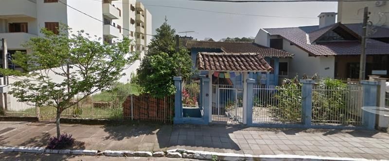 Terreno à venda no bairro Sagrada Familia, Taquara