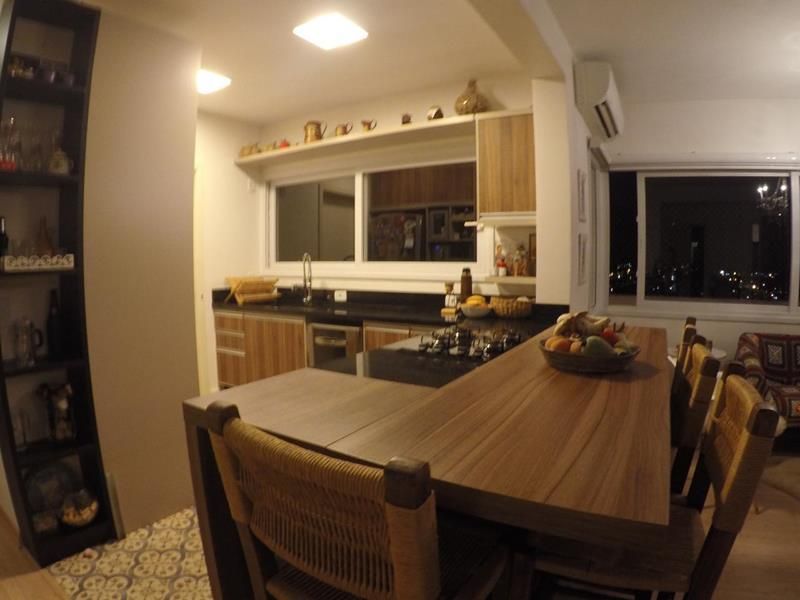 Apartamento com 2 banheiros e 155m² à venda no bairro Sagrada Familia, Taquara